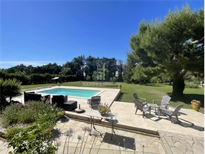 villa à la vente -   13890  MOURIES, surface 218 m2 vente villa - UBI446056787
